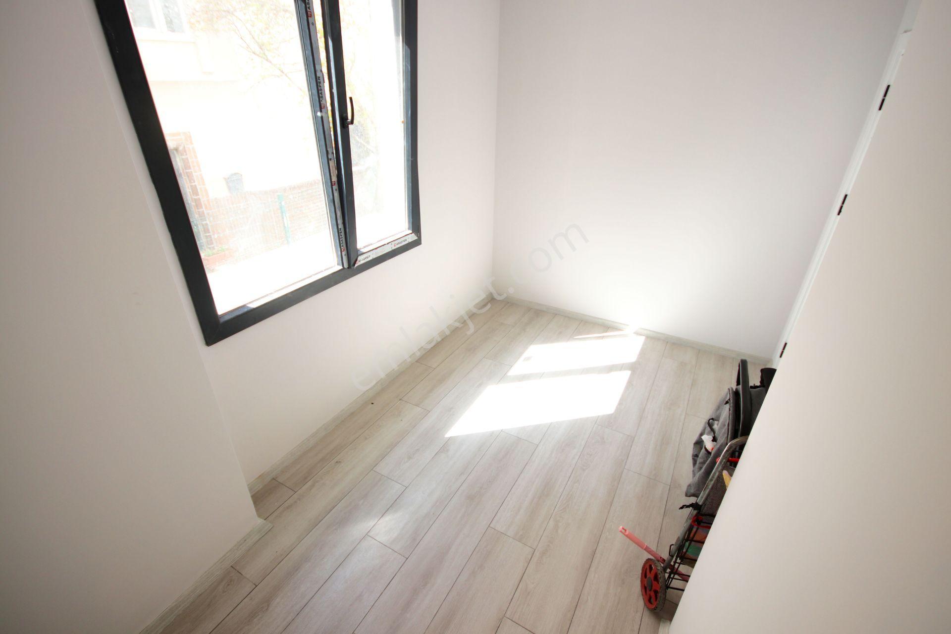 🛑🛑aktiften Akçay'da Satılık Kalitesi Fark Yaratan Sıfır Arakat Denize 150mt 2+1daire - Görsel 11