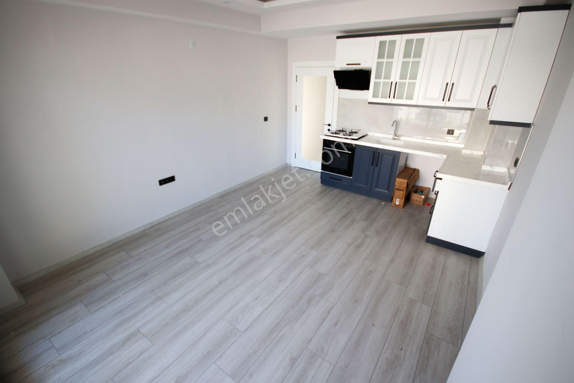 🛑🛑aktiften Akçay'da Satılık Kalitesi Fark Yaratan Sıfır Arakat Denize 150mt 2+1daire - Görsel 29