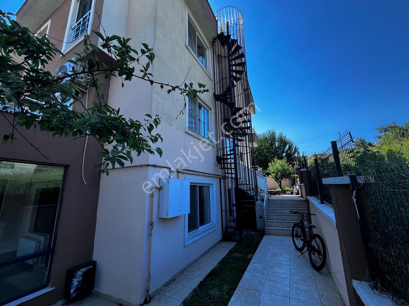 Yalova Merkez Kazım Karabekir Mahallesi'nde Full Eşyalı Kiralık - Görsel 19