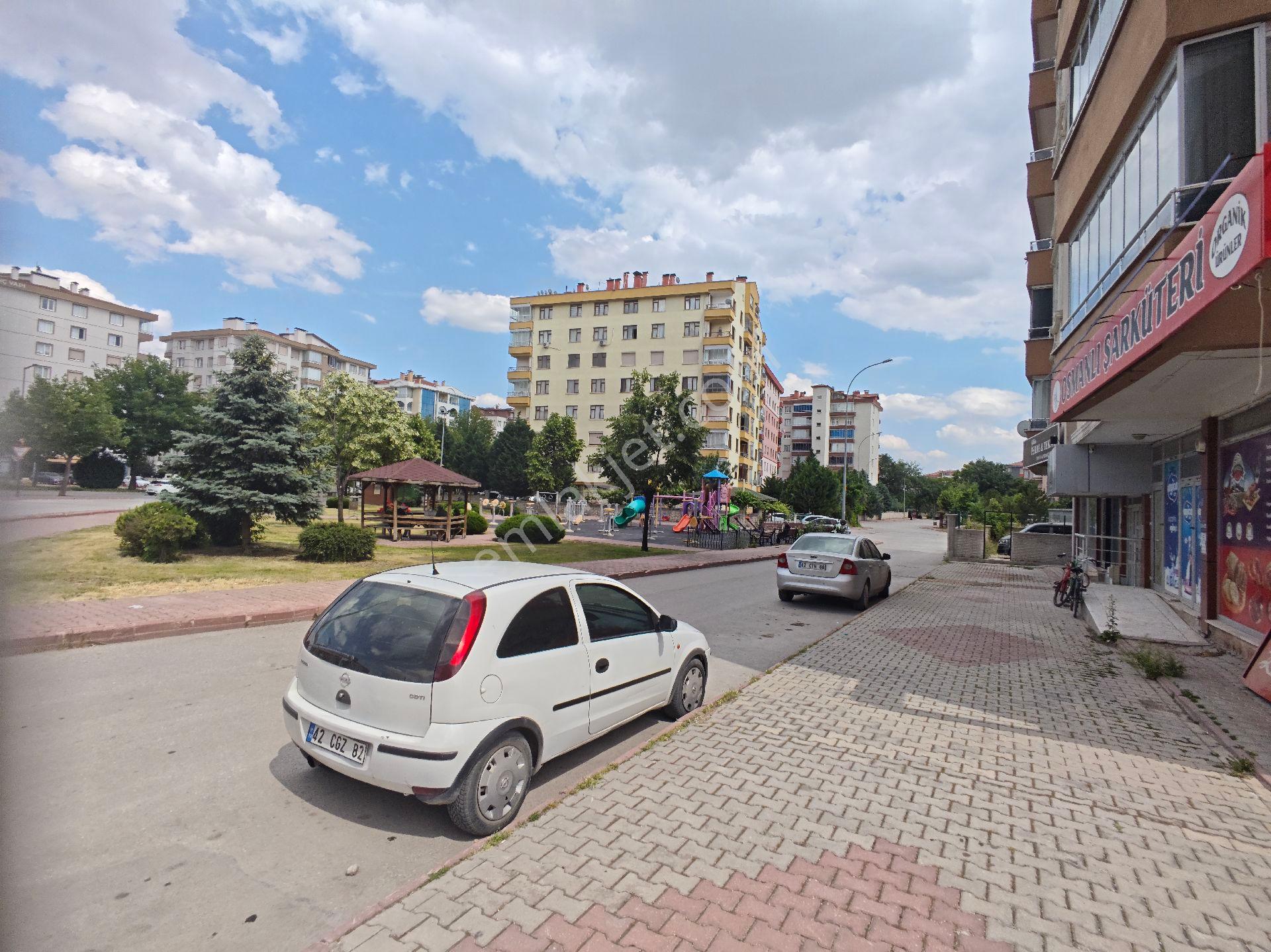 Fetih Caddesin'de Devren Satılık Market Şarküteri - Görsel 5