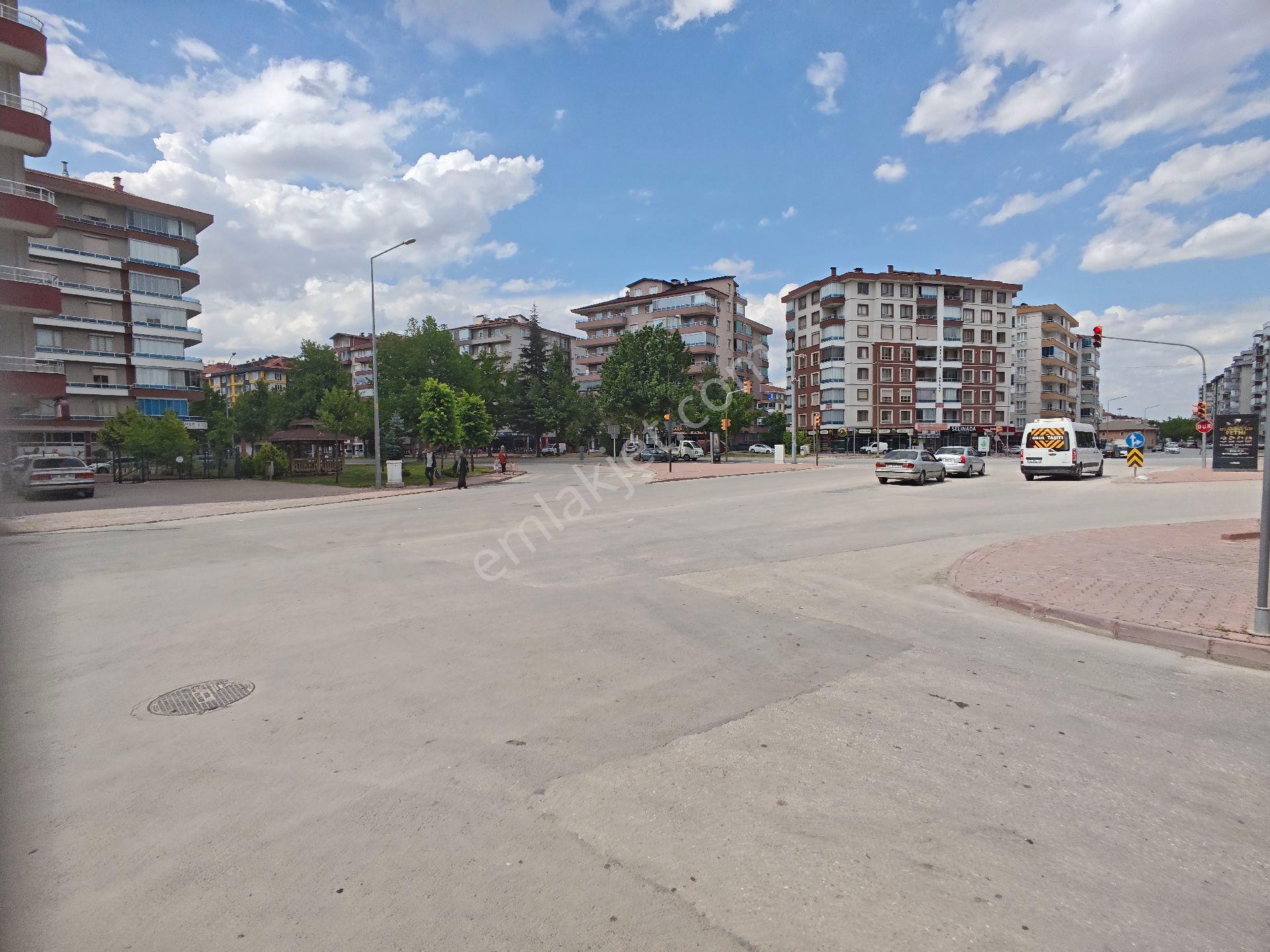 Fetih Caddesin'de Devren Satılık Market Şarküteri - Görsel 7