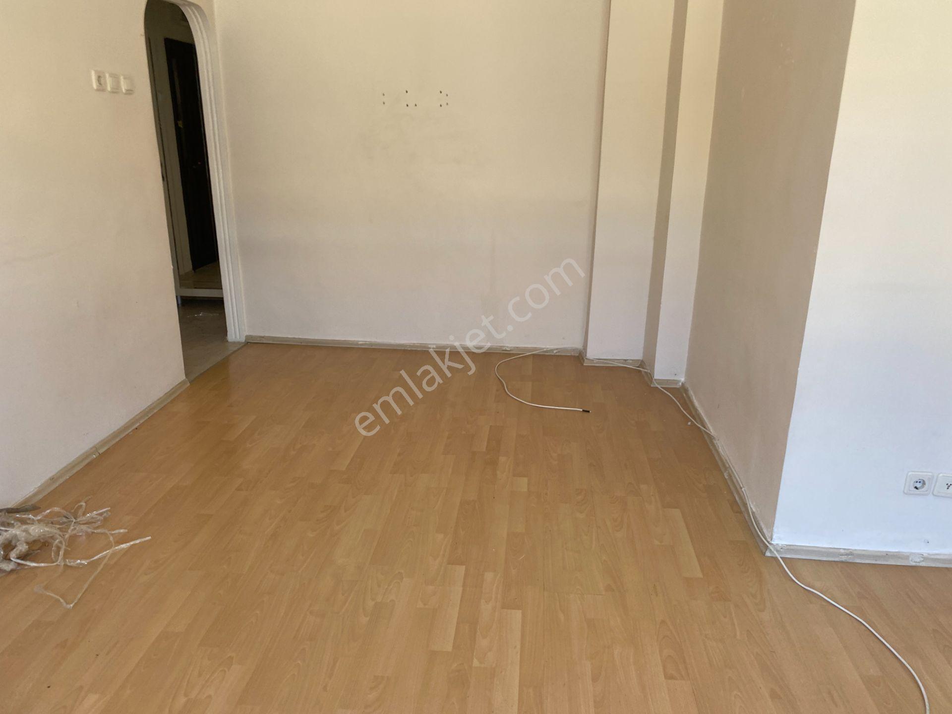 Destan-097 Kocamustafapaşa Kemancı Sitesinde 2 Oda 1 Salon 90m2 Bakımlı Orta 4.kat Bakımlı Daire - Görsel 12