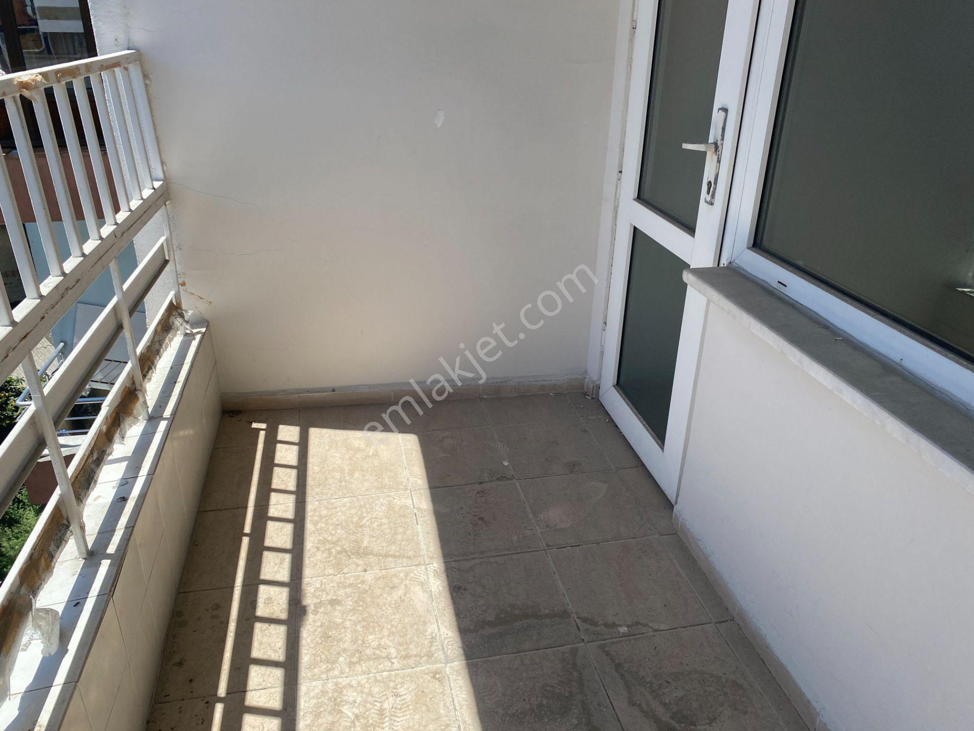 Destan-097 Kocamustafapaşa Kemancı Sitesinde 2 Oda 1 Salon 90m2 Bakımlı Orta 4.kat Bakımlı Daire - Görsel 19