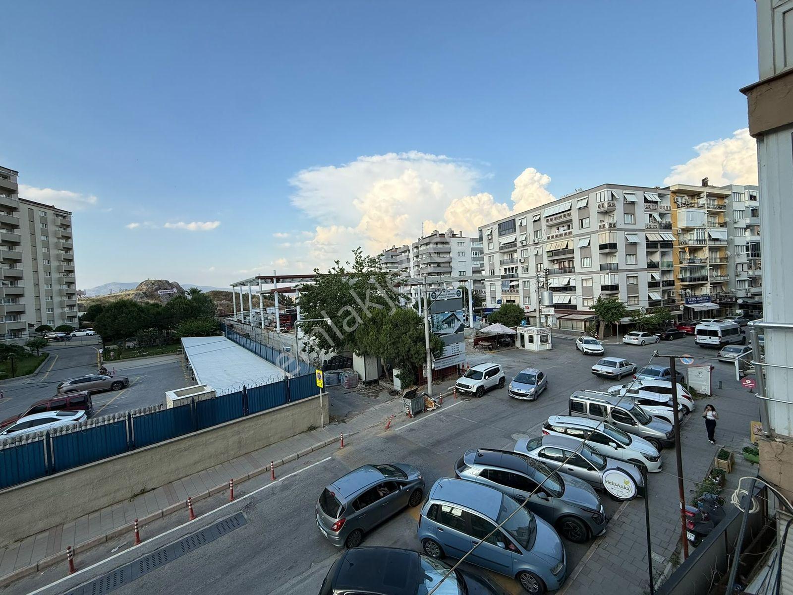 Yeşilyurt'ta Bakımlı Asansörlü Doğalgazlı 3+1 Satılık Daire - Görsel 26