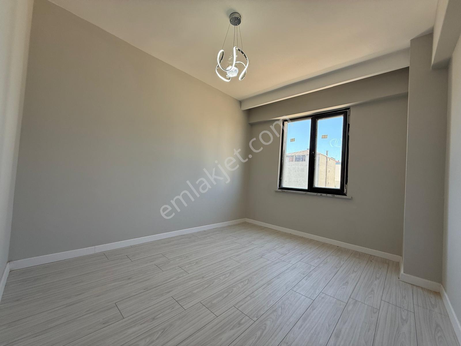 Ergünlerden Hastane Karşısında Lüx Site İçinde 2+1 Satılık Daire - Görsel 12