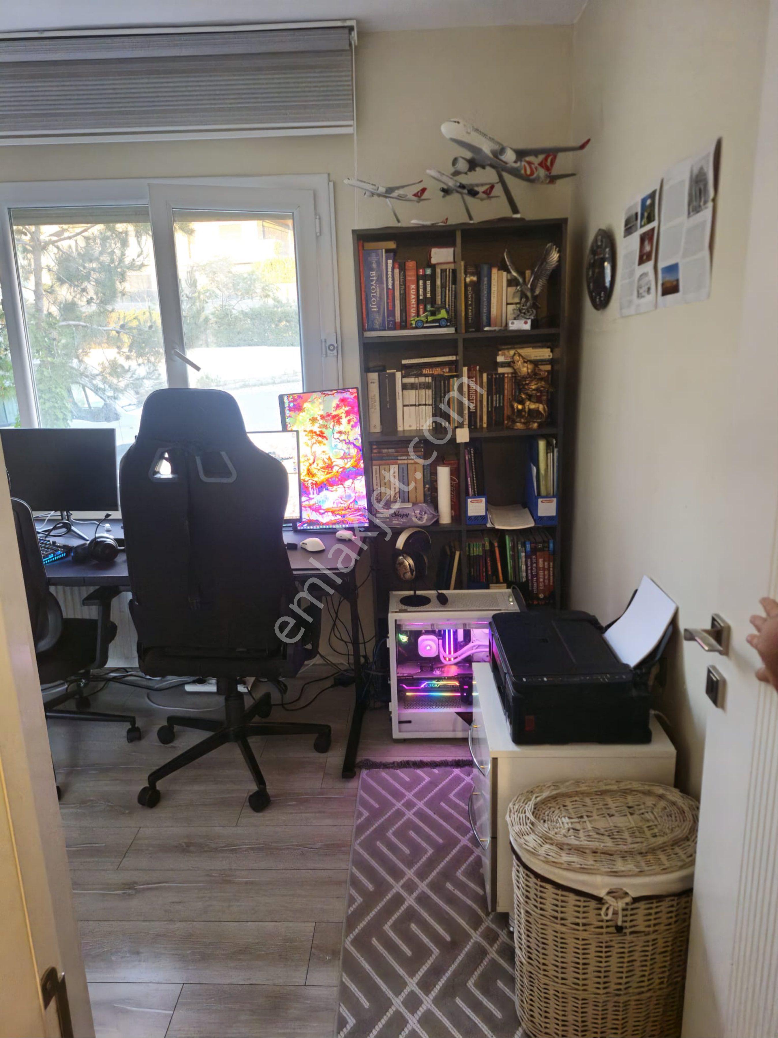 Kuşadası Marina Bölgesinde 3+1 İçi Sıfırlanmış Satılık Daire - Görsel 10