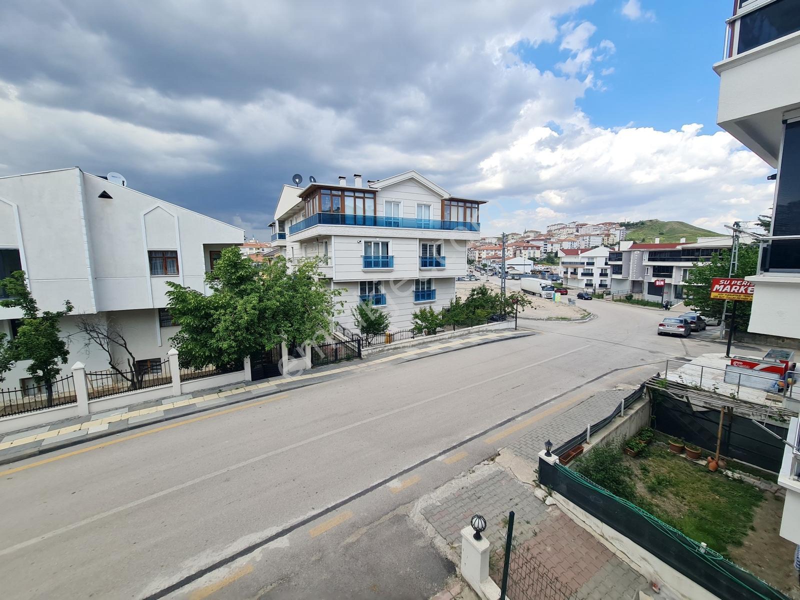 İstasyon Mh. Villa Parsellerinde Teraslı 4+1 Full+full Yapılı - Görsel 24