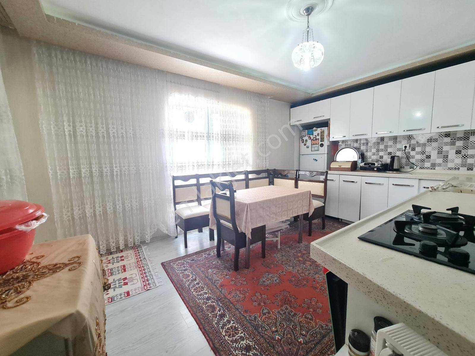 İstasyon Mh. Villa Parsellerinde Teraslı 4+1 Full+full Yapılı