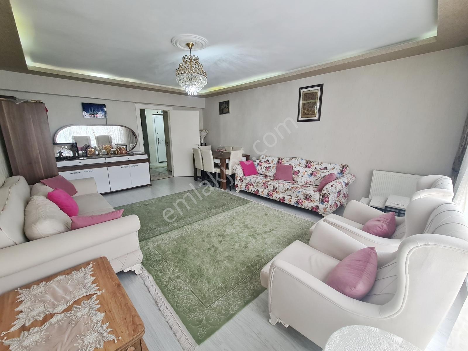 İstasyon Mh. Villa Parsellerinde Teraslı 4+1 Full+full Yapılı - Görsel 27