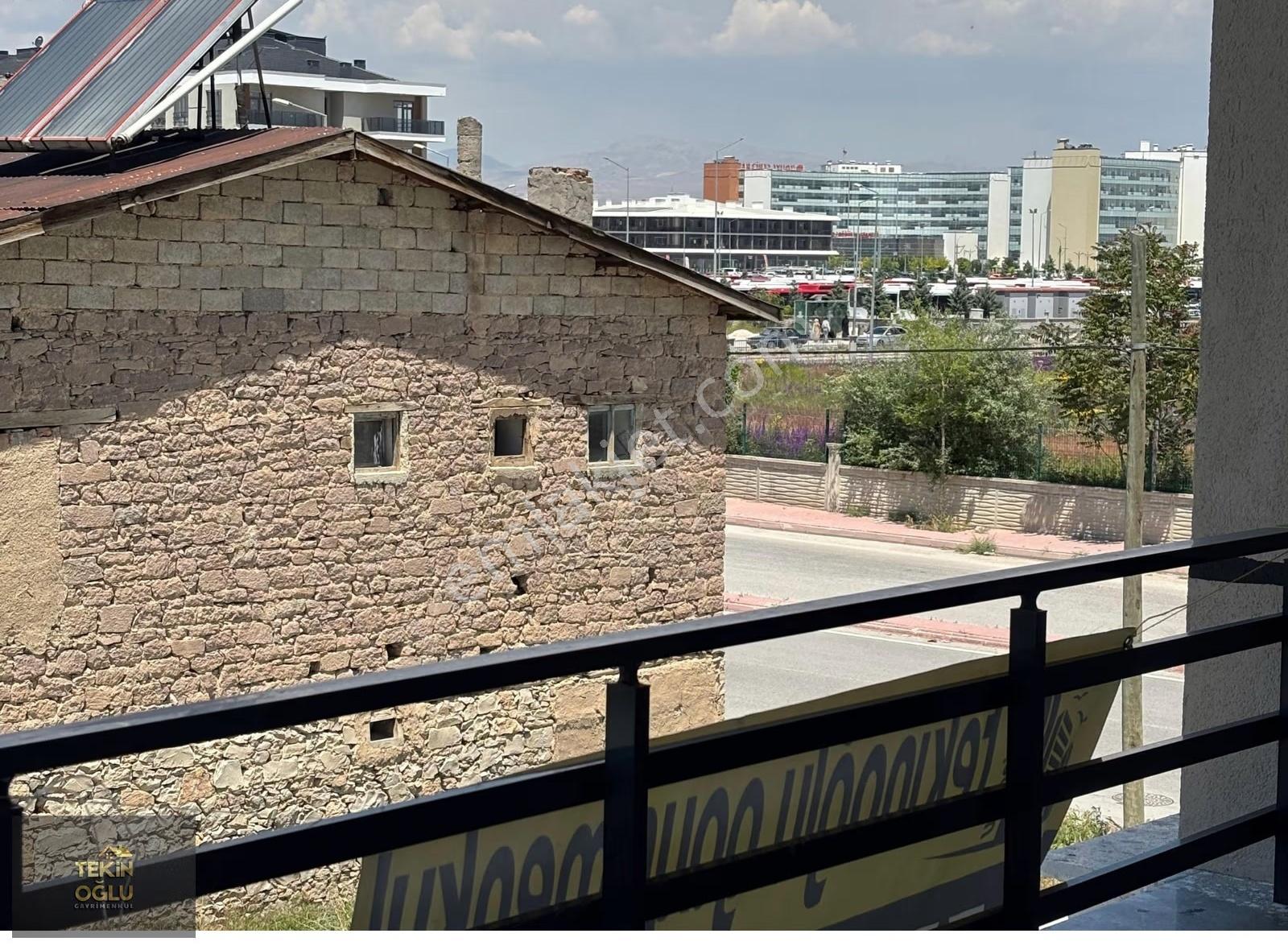 Tekin Oğlun'dan Şehir Hastane Karşısı 2+1 70 M² Kiralık Daire - Görsel 15