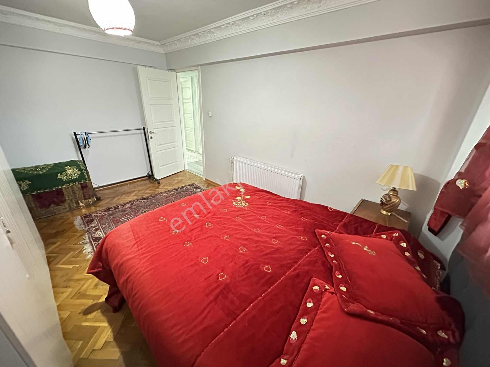 Mithatpaşa Karantina Yakını 3+1 145 M2 Satılık Daire - Görsel 12