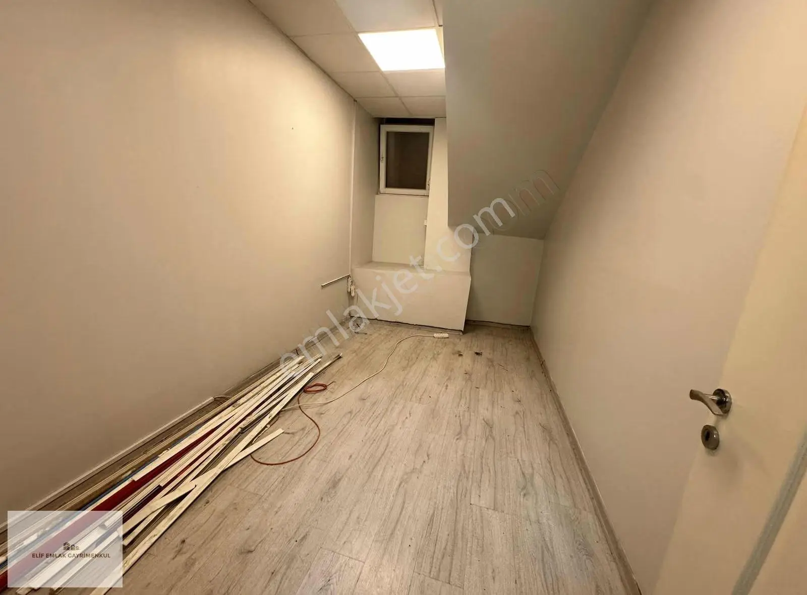 Kağıthanede Kiralık 260 M² Dükkan / Depo / İşyeri - Görsel 4