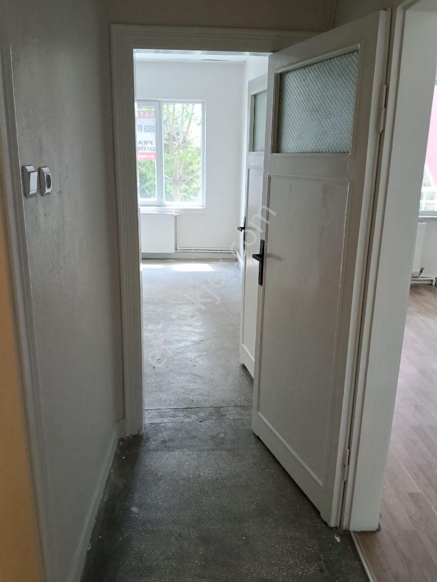 Farabi Cad. Satlık Daire Ve 22 M2 Dükkan - Görsel 21