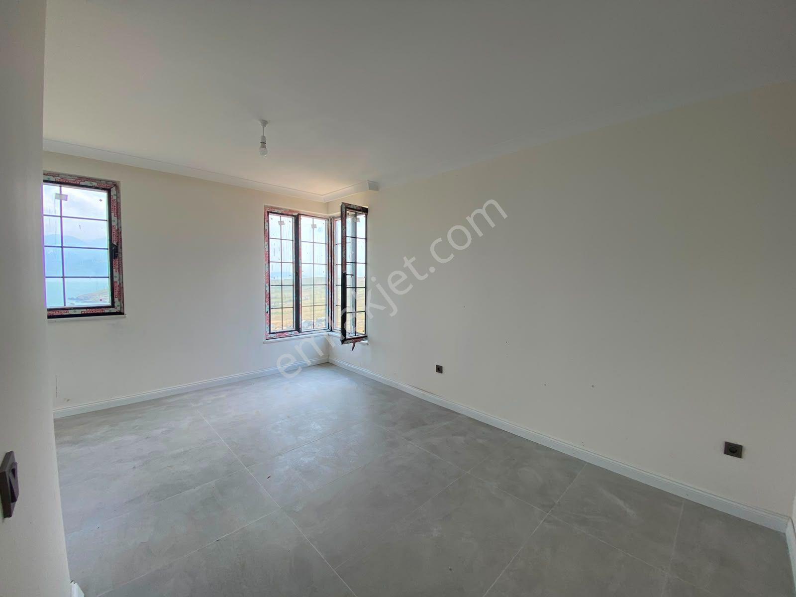 Re/max İnci'den Erdek Paşalimanında Satılık Villa - Görsel 11