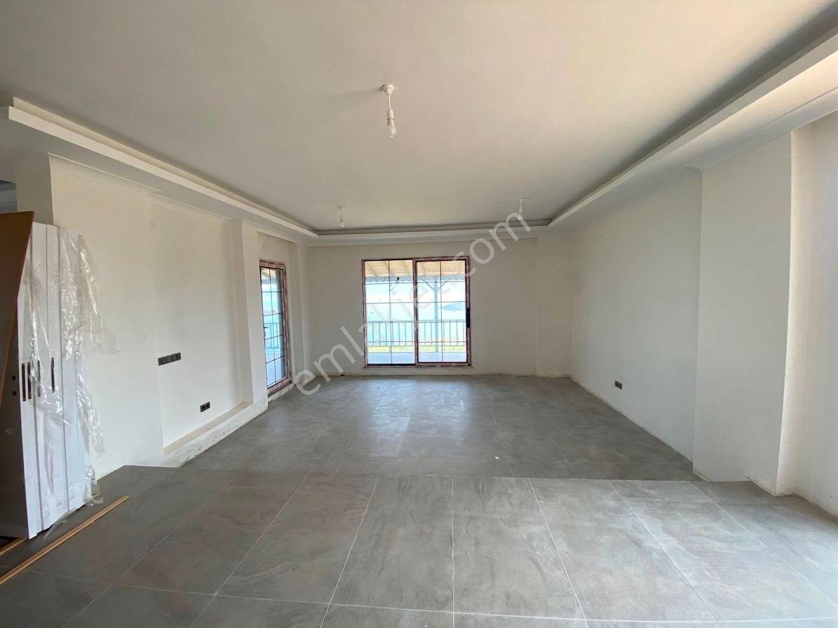 Re/max İnci'den Erdek Paşalimanında Satılık Villa - Görsel 2