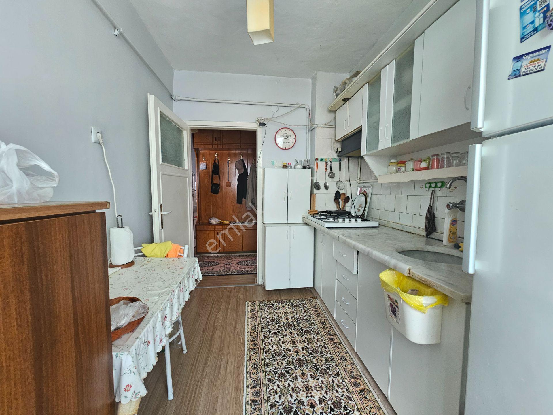 Gazino Merkezde Metro Yakını 3+1 Manzaralı Daire - Görsel 7