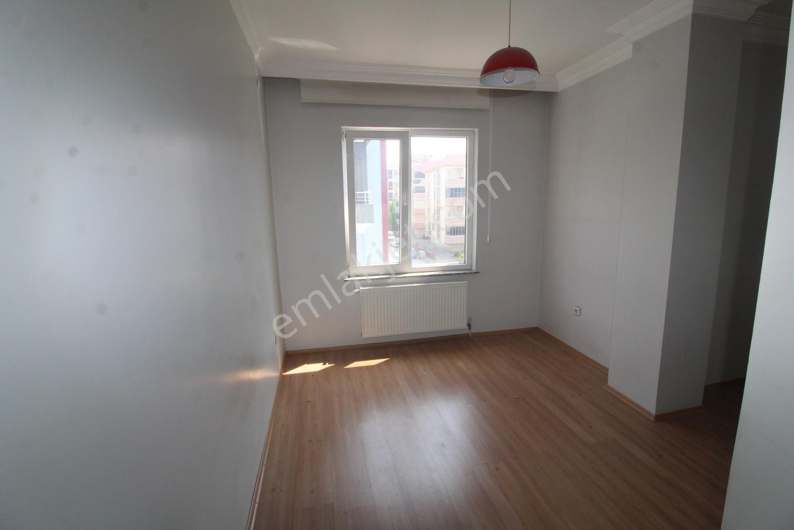 Bahçelievlerde Güvenlikli Site İçerisinde Kiralık Dublex Daire - Görsel 13