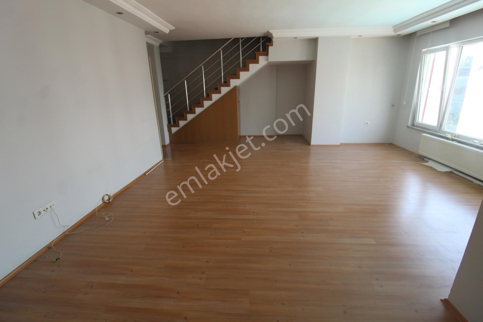 Bahçelievlerde Güvenlikli Site İçerisinde Kiralık Dublex Daire - Görsel 23