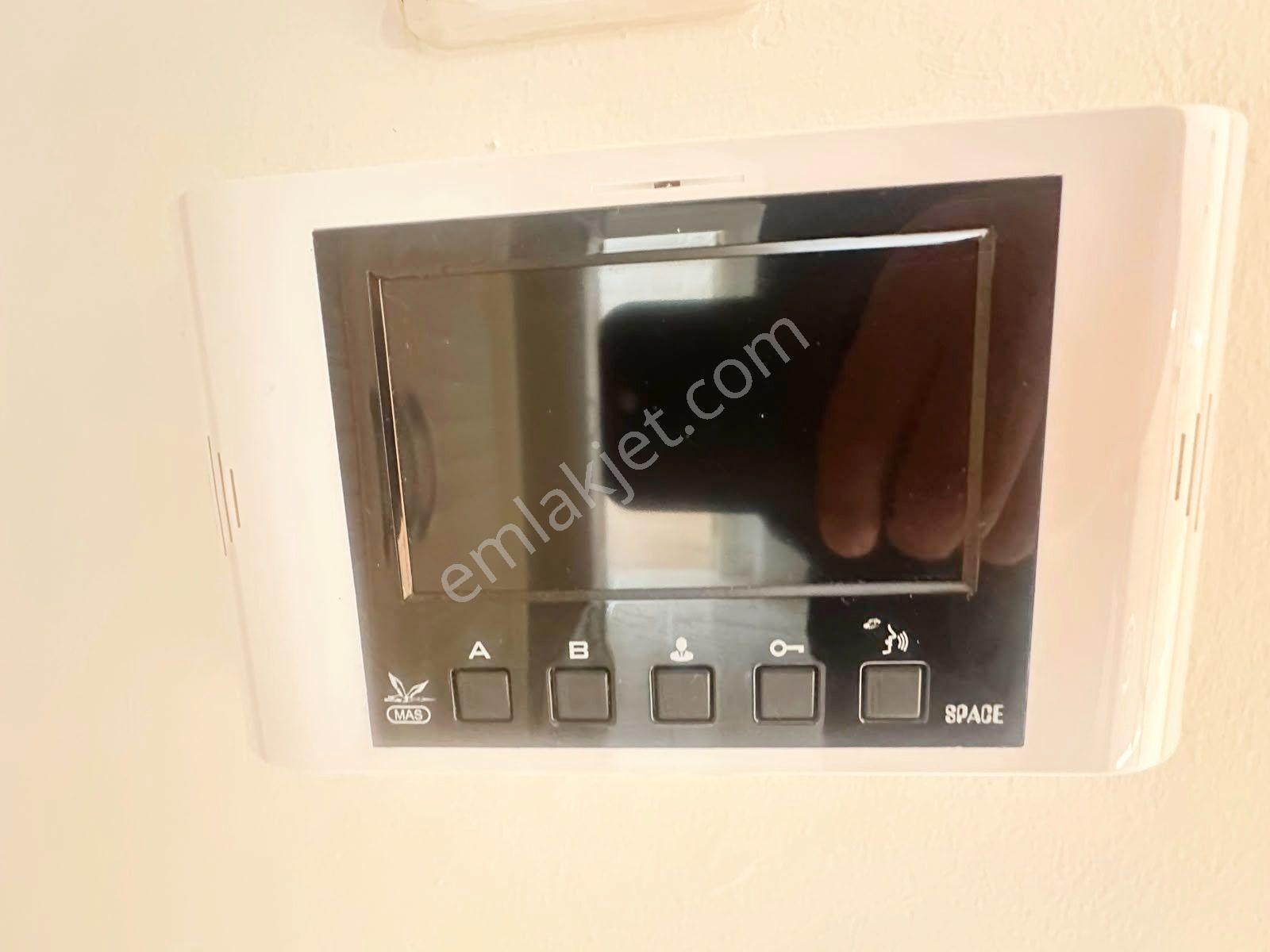 Yayla Mahallesinde Bağımsız Salon Asansörlü Kök Tapu Daire - Görsel 34
