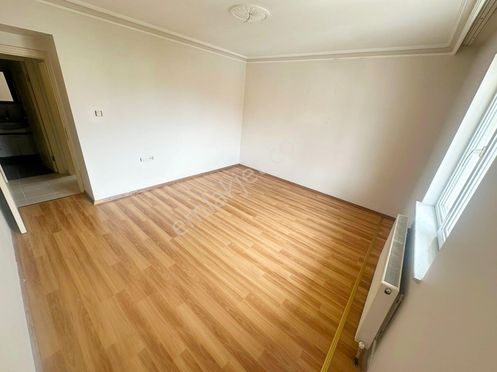 Yayla Mahallesinde Bağımsız Salon Asansörlü Kök Tapu Daire - Görsel 21