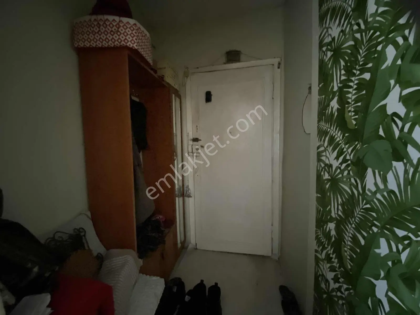 Kocamustafa 'da 4+1 Teras Kat Satılık Daire - Görsel 2