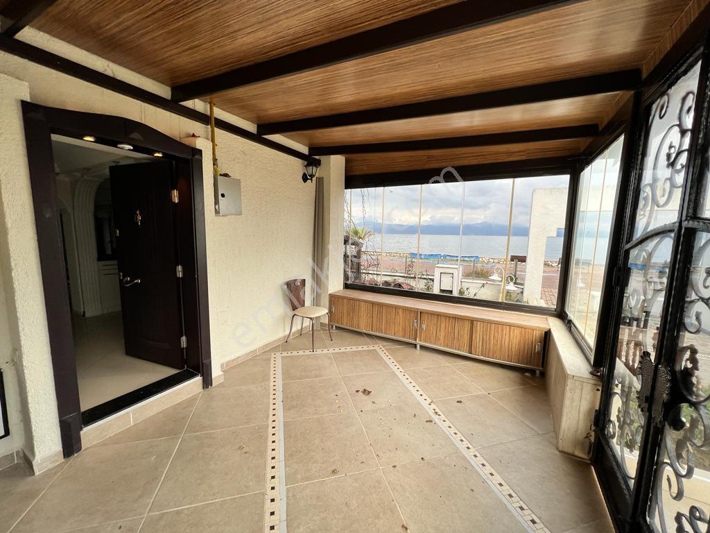 Bursa, Mudanya Burgaz'da Denize Sıfır Kiralık Villa - Görsel 14