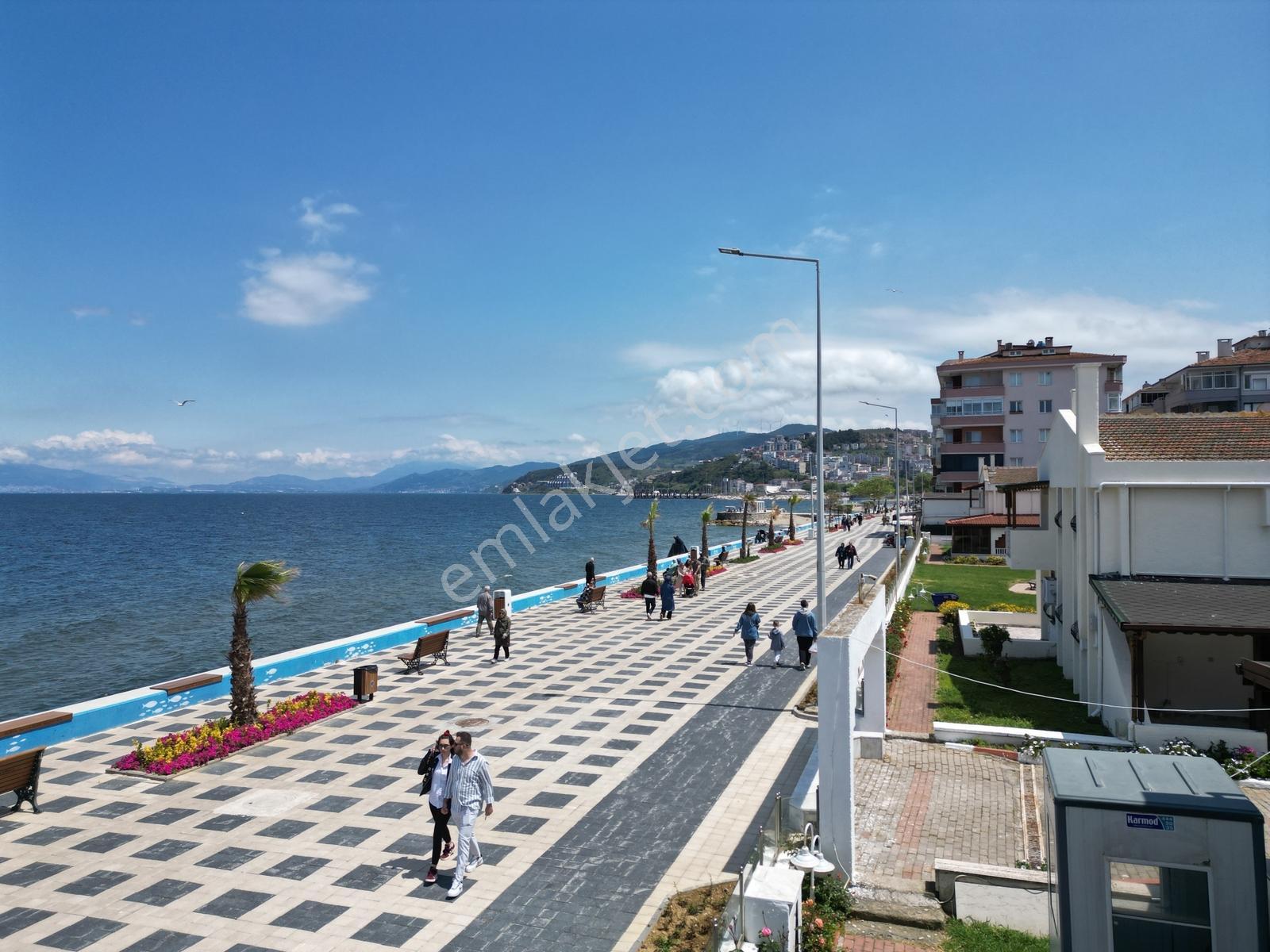 Bursa, Mudanya Burgaz'da Denize Sıfır Kiralık Villa - Görsel 31