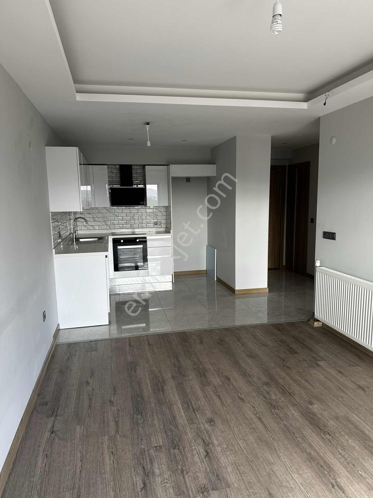 Havuzlu Güvenlikli Sitede Krediye Uygun Satılık Arakat 1+1 Daire - Görsel 21