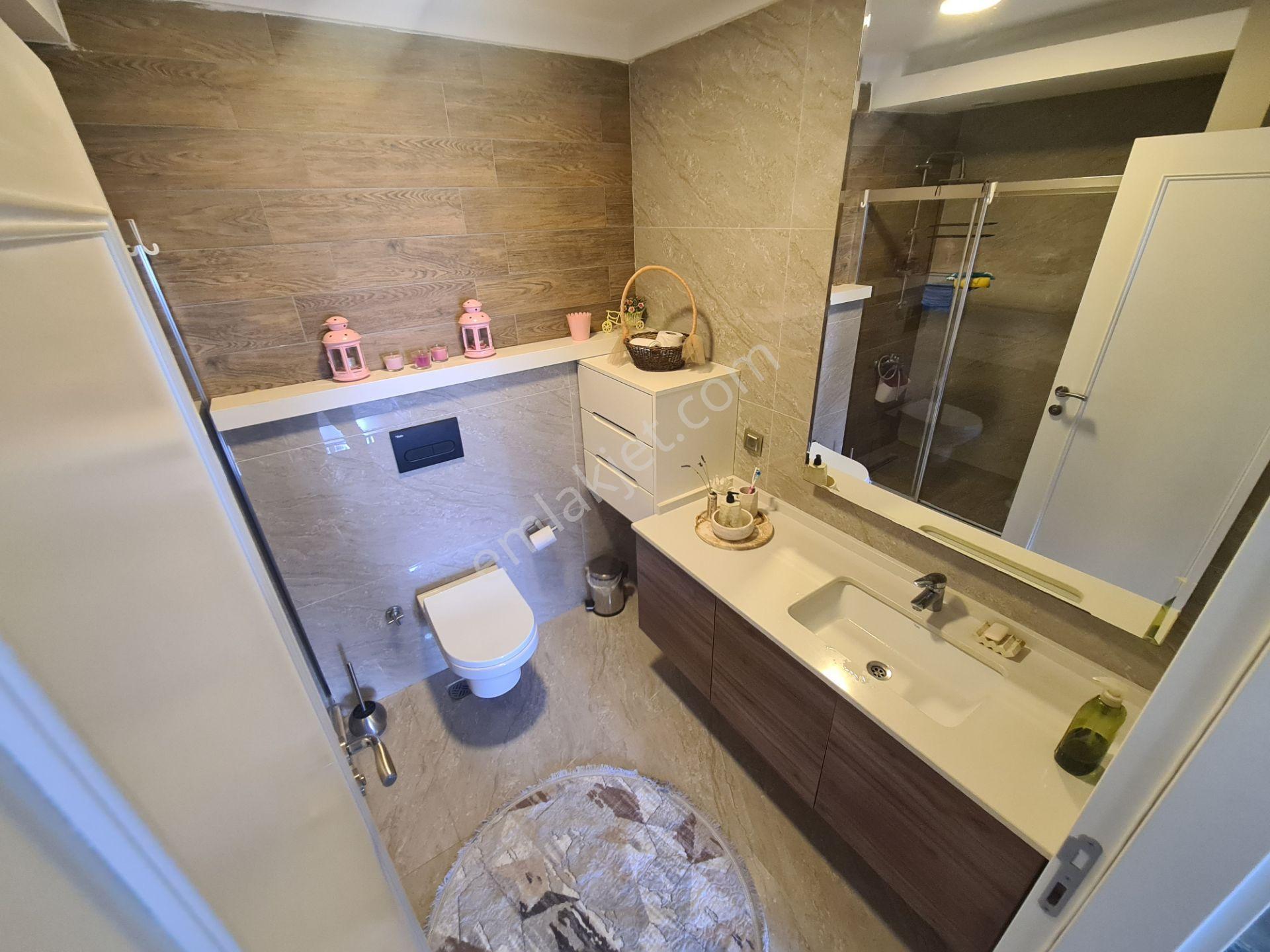 Yozgat Bulvarı Paraleli 2-bloklu Sitede Teras Balkonlu 190m² 4+1 - Görsel 19