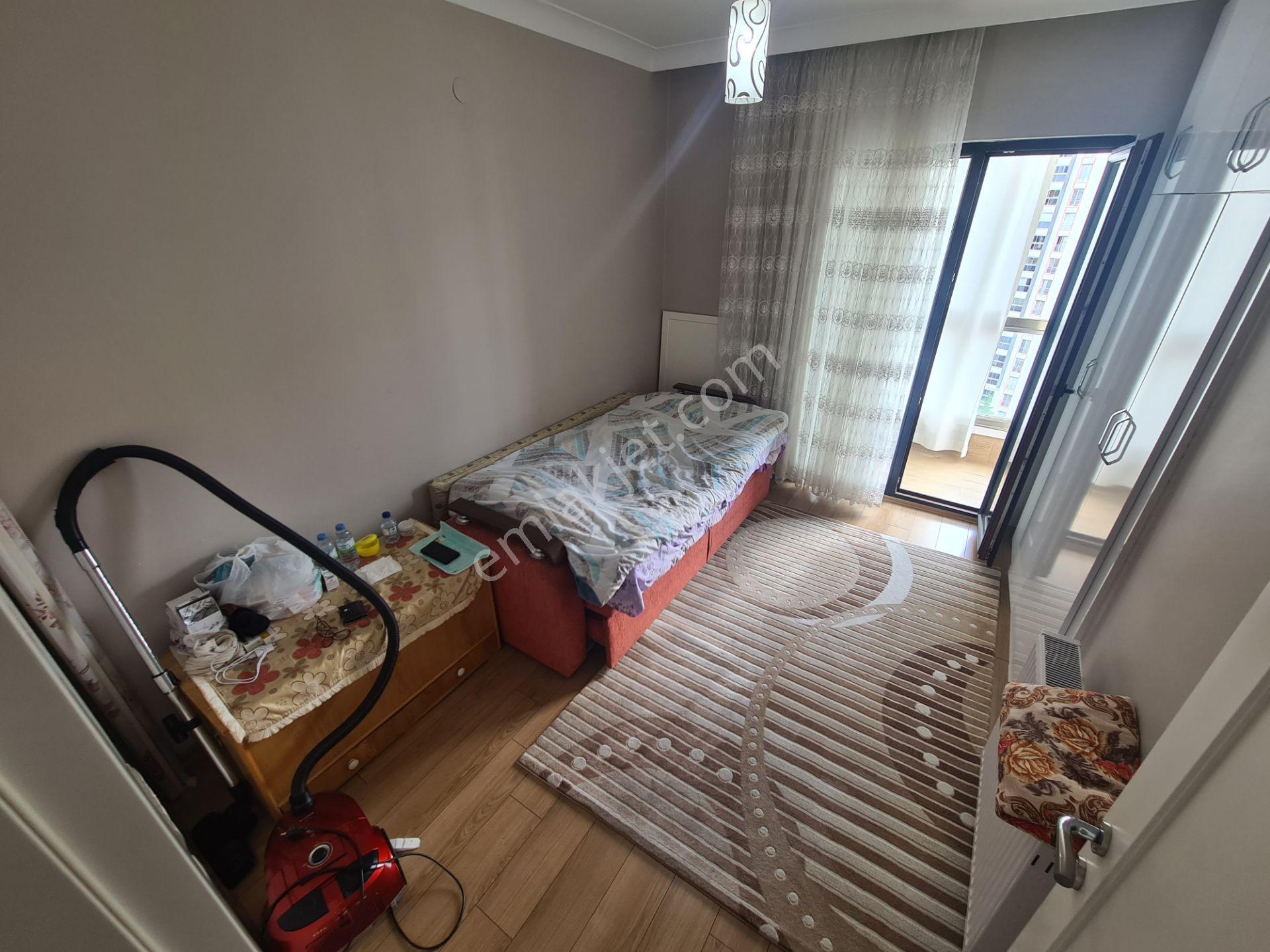 Yozgat Bulvarı Paraleli 2-bloklu Sitede Teras Balkonlu 190m² 4+1 - Görsel 24
