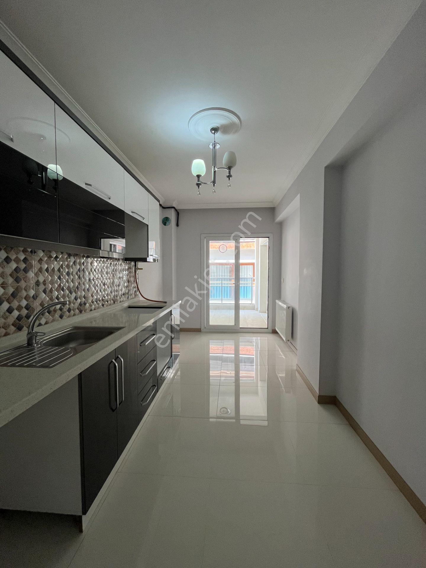 Gümüşpala Merkez'de Doğalgazlı Ve E. Banyolu 2+1 Kiralık Daire - Görsel 7
