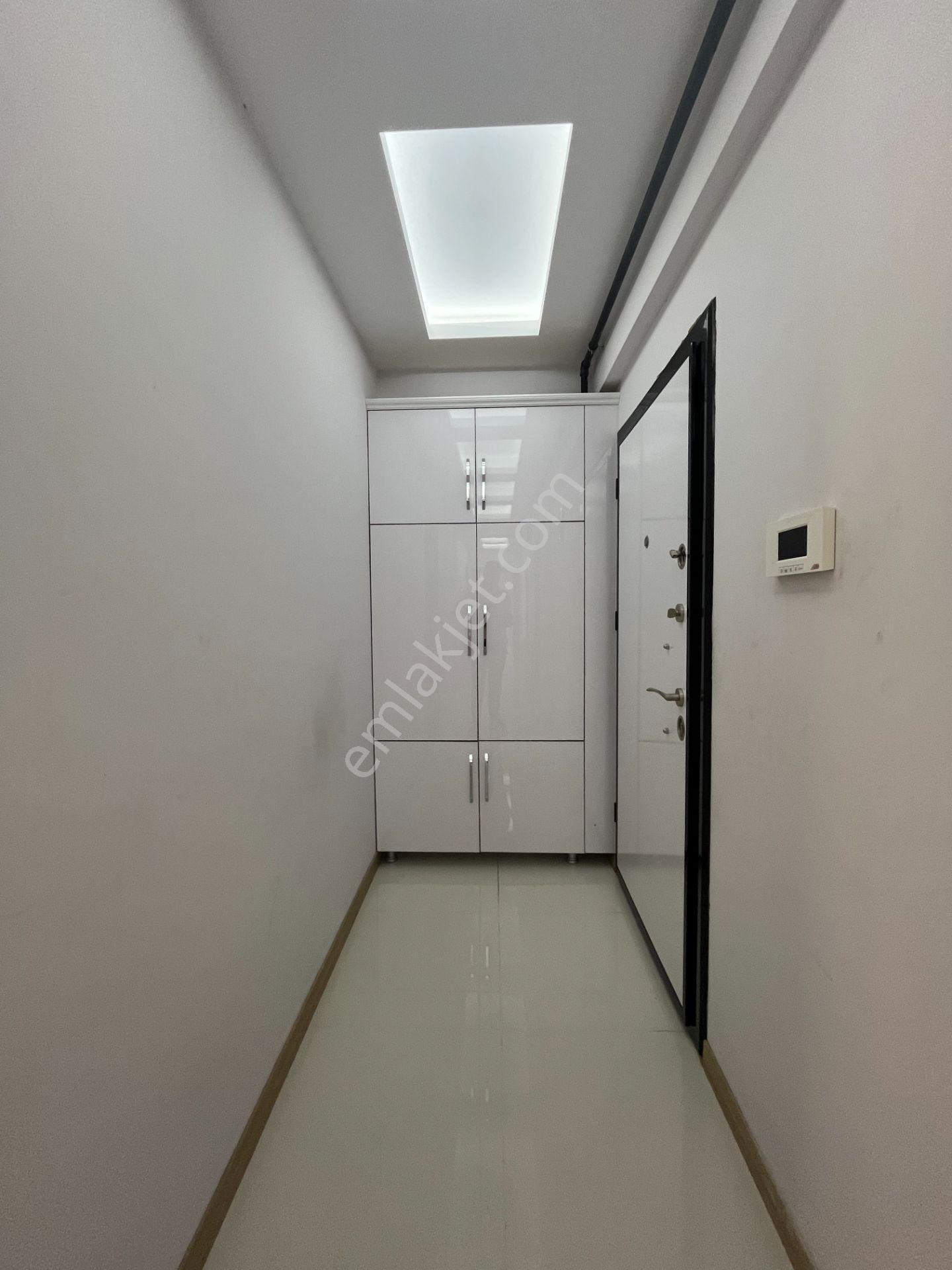 Gümüşpala Merkez'de Doğalgazlı Ve E. Banyolu 2+1 Kiralık Daire - Görsel 13