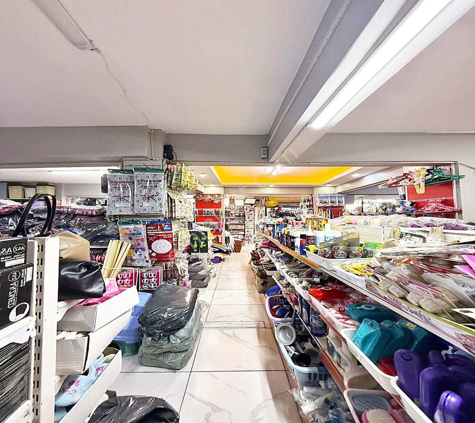 Esenyurt Cumhuriyet Caddesi 170m2 Eşyasız Dükkan 5.500.000tl - Görsel 14