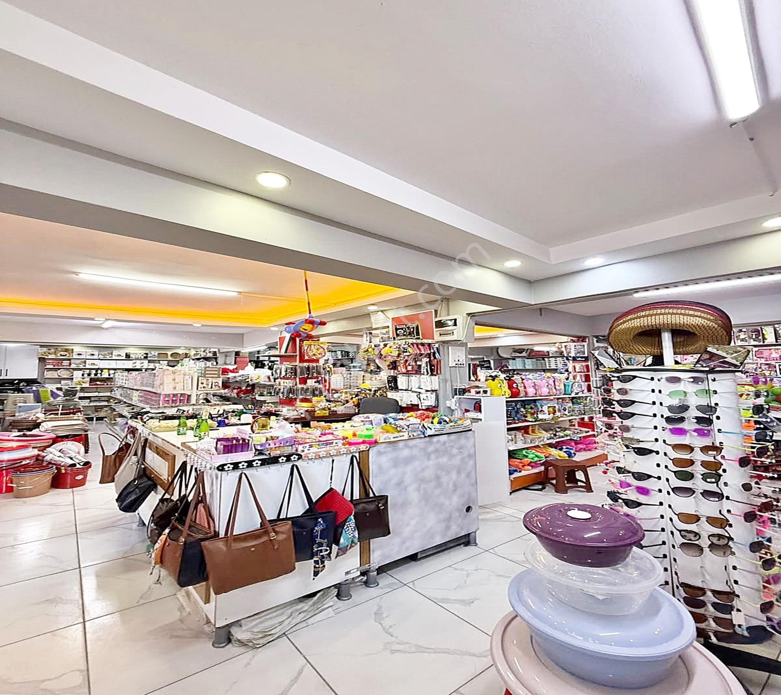 Esenyurt Cumhuriyet Caddesi 170m2 Eşyasız Dükkan 5.500.000tl - Görsel 22
