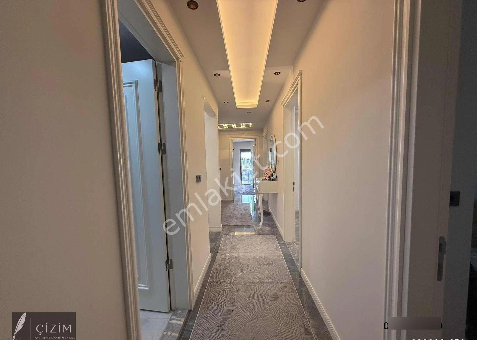 Yenişafak'ta Havuzlu Sitede 190 M2 Önü Yeşil Alan Satılık Daire - Görsel 5