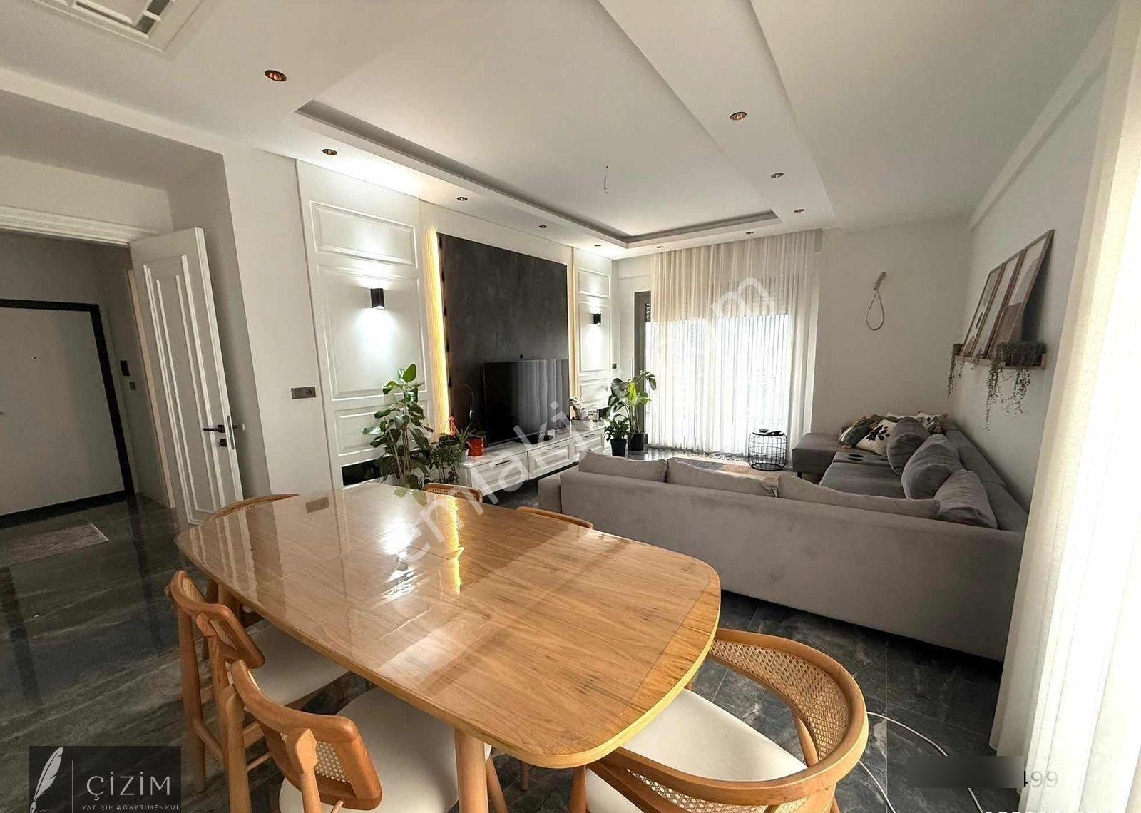 Yenişafak'ta Havuzlu Sitede 190 M2 Önü Yeşil Alan Satılık Daire - Görsel 6