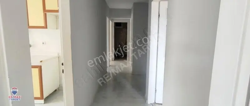 Çiğli Cumhuriyet'te Geniş 3+1 Satılık Daire (115m² Net) - Görsel 5