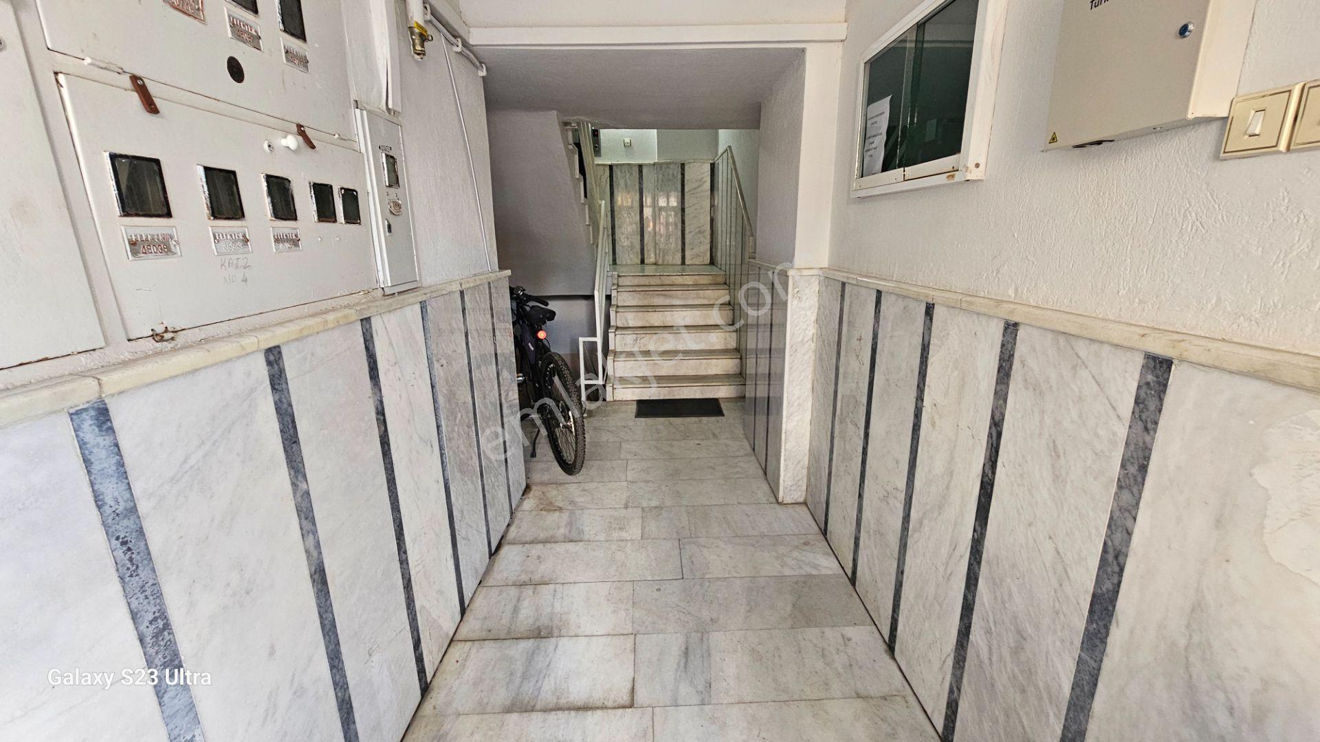 Göçmen Gayrimenkul'den Çarşı Merkezde 3+1 Kiralık Daire - Görsel 25