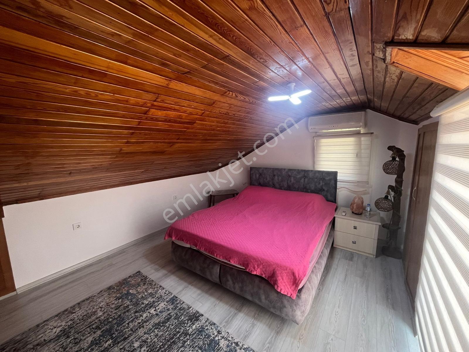 Fethiye Akarca Mahallesinde Eşyalı İkiz Tripleks Villa [tr/eng] - Görsel 30