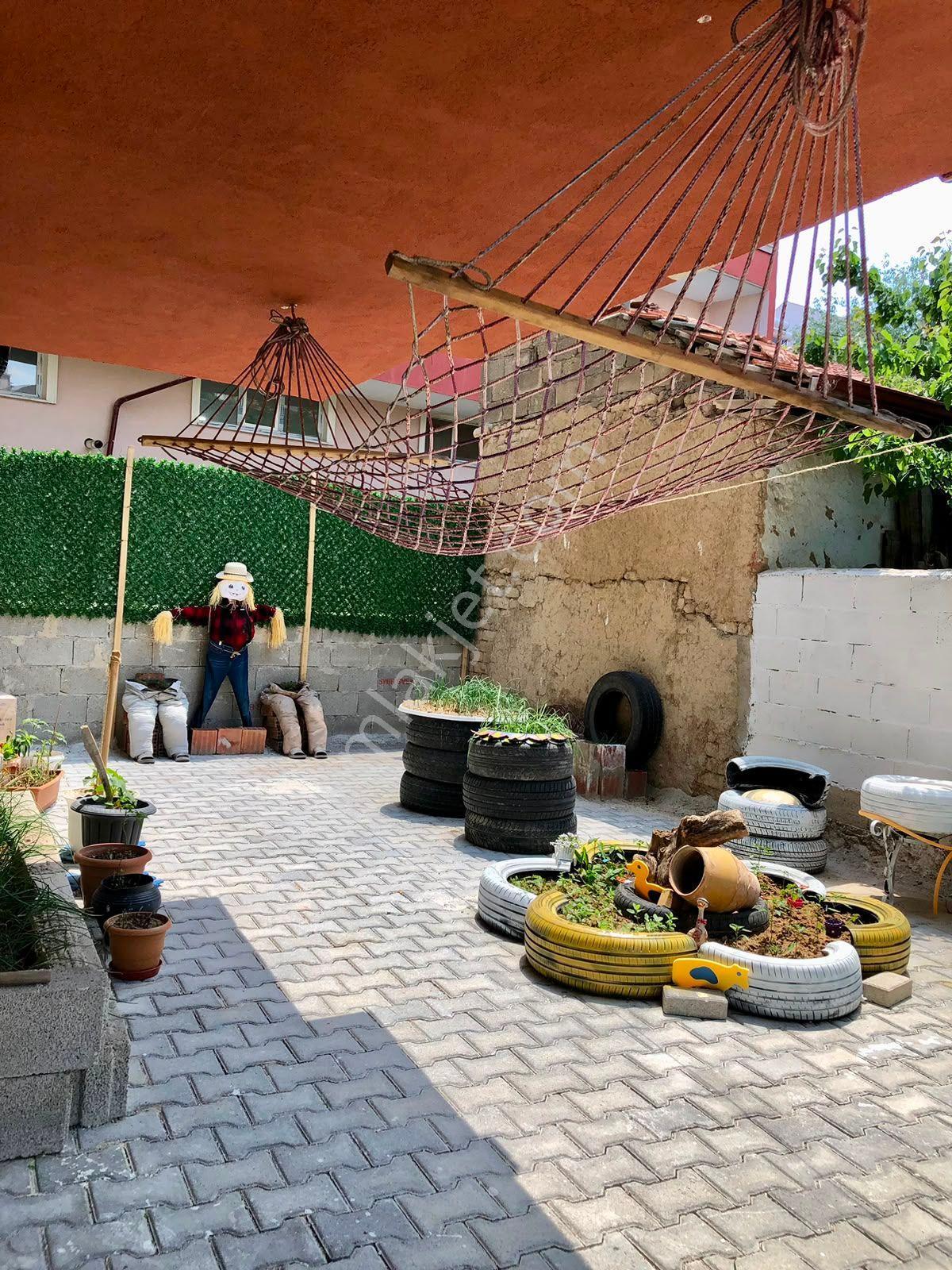 Mara Yolu Üzeri Garajlı Ful Eşyalı Özel Yapım Geniş Odalı Apart - Görsel 33