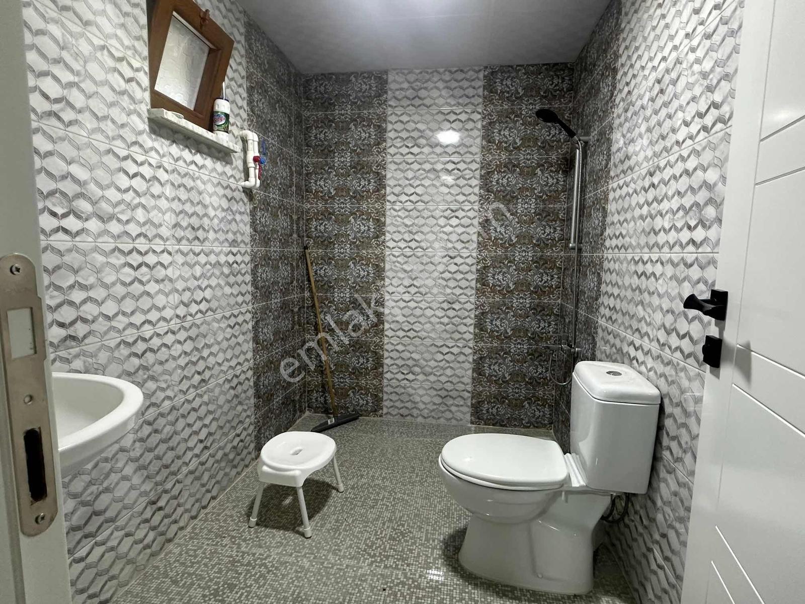 Remax Yeni Gayrimenkul'den Tömekte Eşyalı Kiralık Bağ Evi - Görsel 9