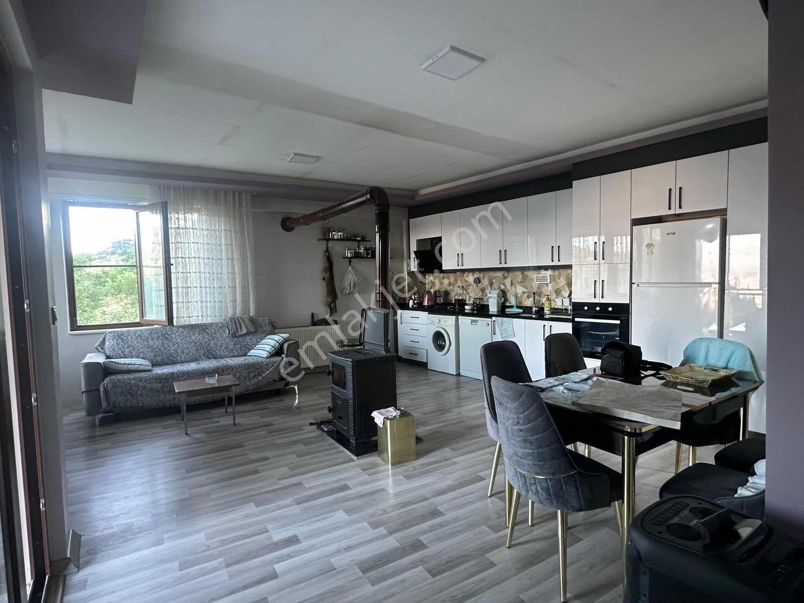 Remax Yeni Gayrimenkul'den Tömekte Eşyalı Kiralık Bağ Evi - Görsel 22