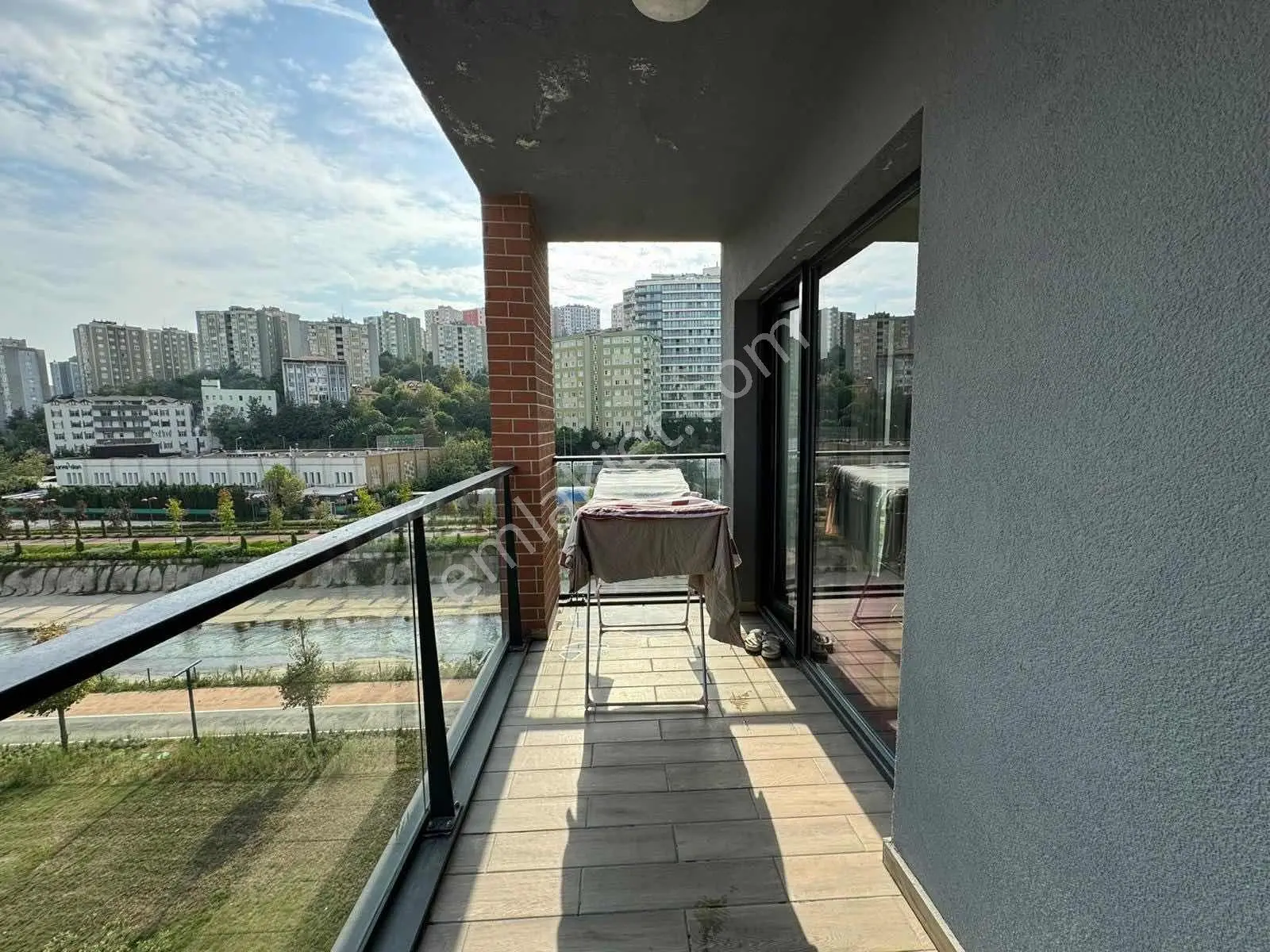 Kağıthane Kordon 1+1 Satılık Köşe Balkonlu Daire Büyük Tip - Görsel 3