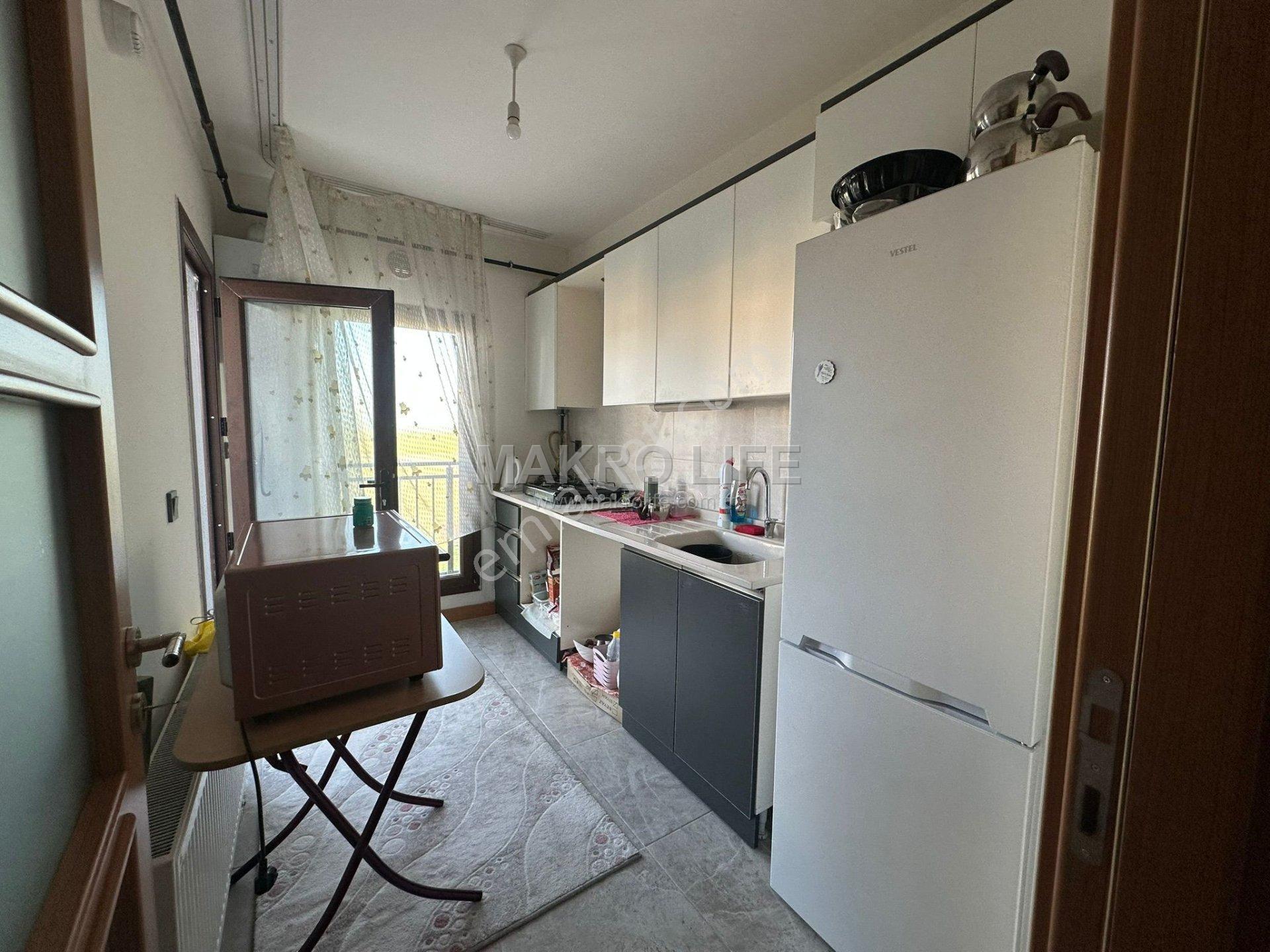 Makro Life Gayrimenkulden Üçkuyular 277 Konutlarının En Güzel Katında Satılık 2+1 Fırsat Daire - Görsel 5