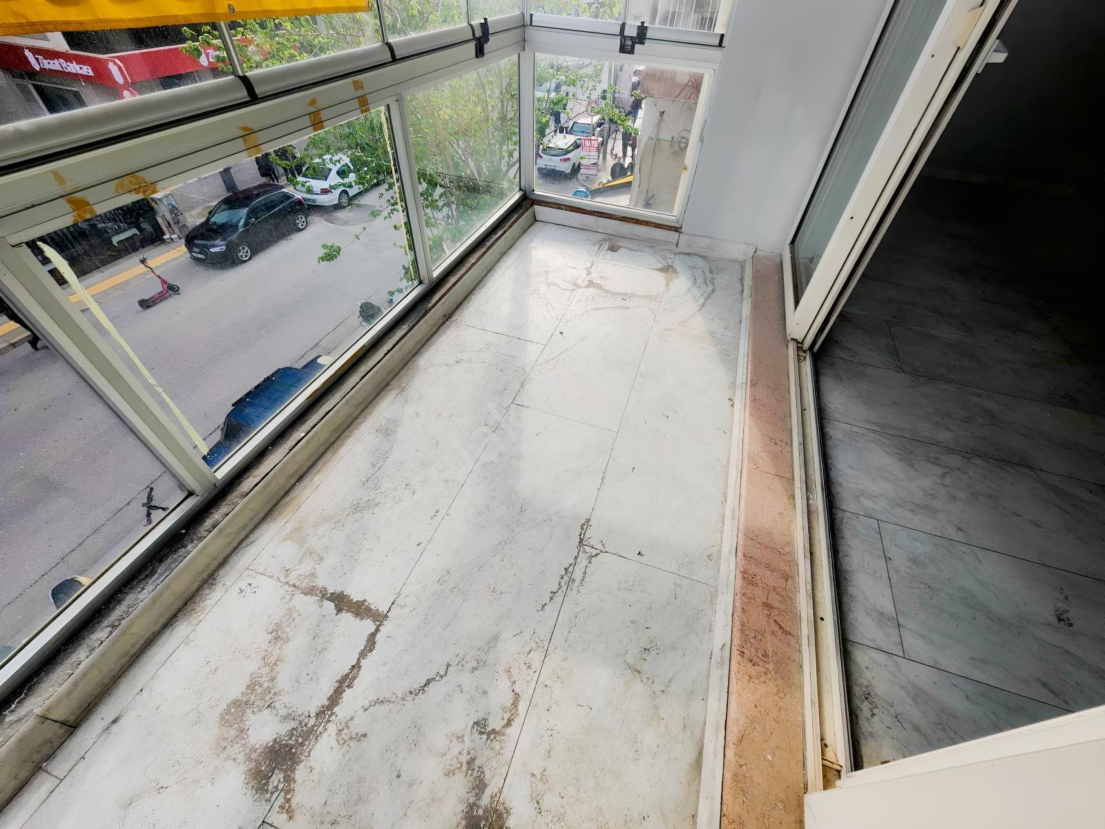 Bostanlının En Değerli Noktasında Kiralık Ofis-mesken - Görsel 11