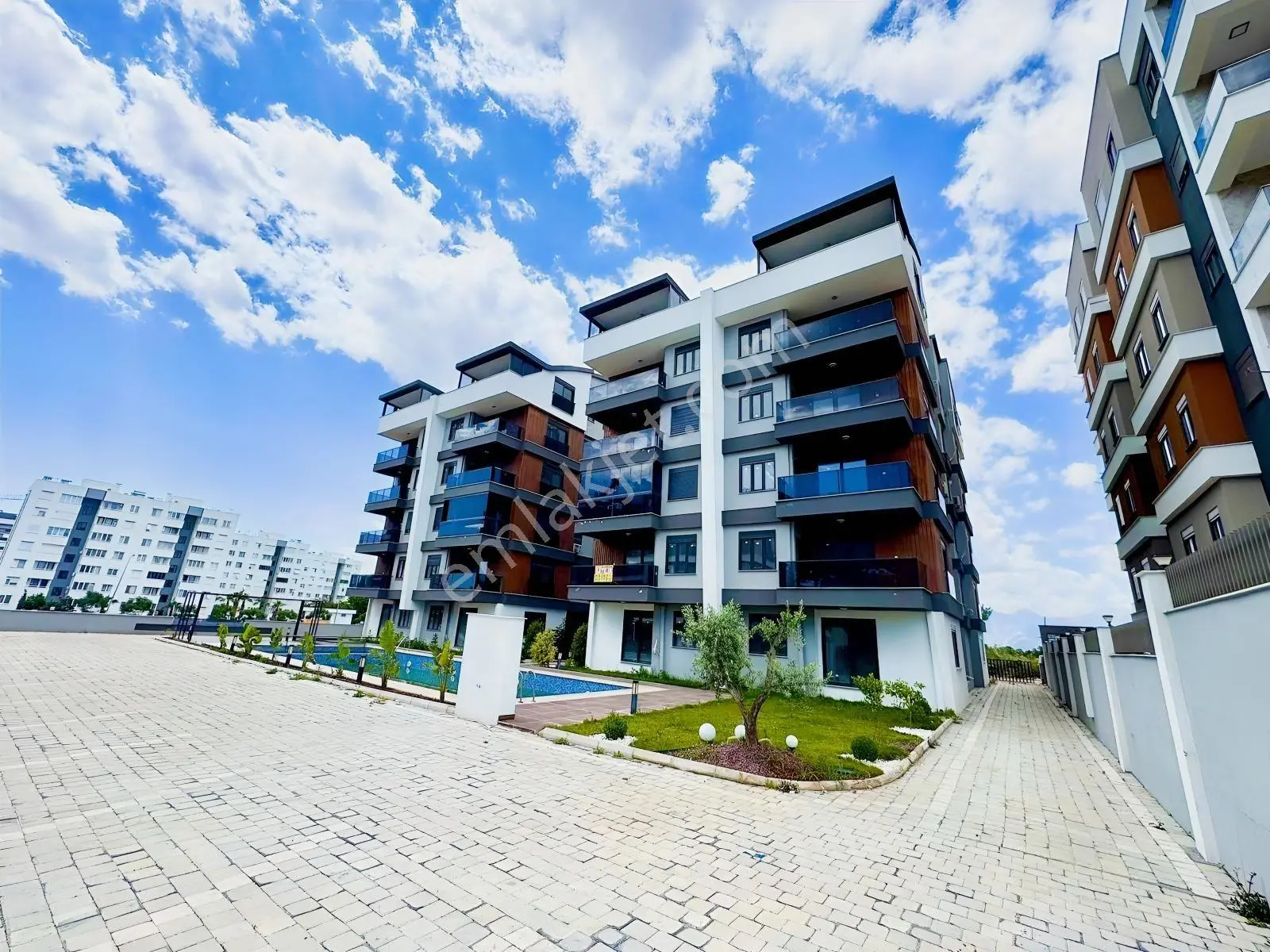 Masadağı Çankaya'da Satılık Sıfır 2+1 Daireler - Görsel 17