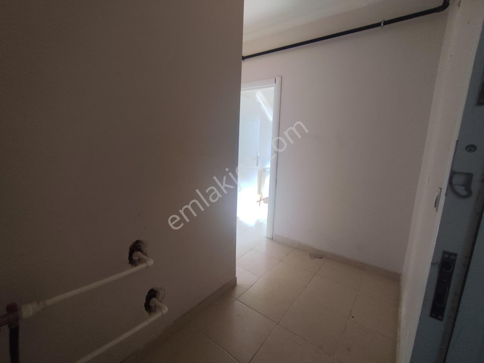 Büyük Ptt Arkasında Merkezi Konumda Kiralık 1+1 Daire - Görsel 16