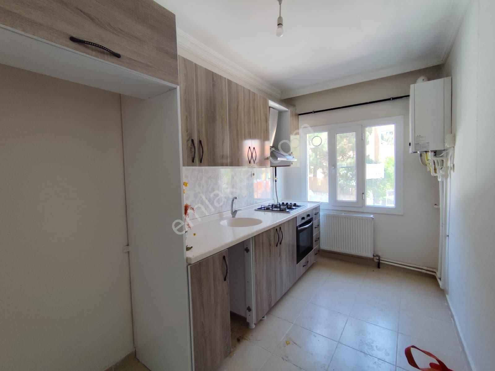 Büyük Ptt Arkasında Merkezi Konumda Kiralık 1+1 Daire - Görsel 8