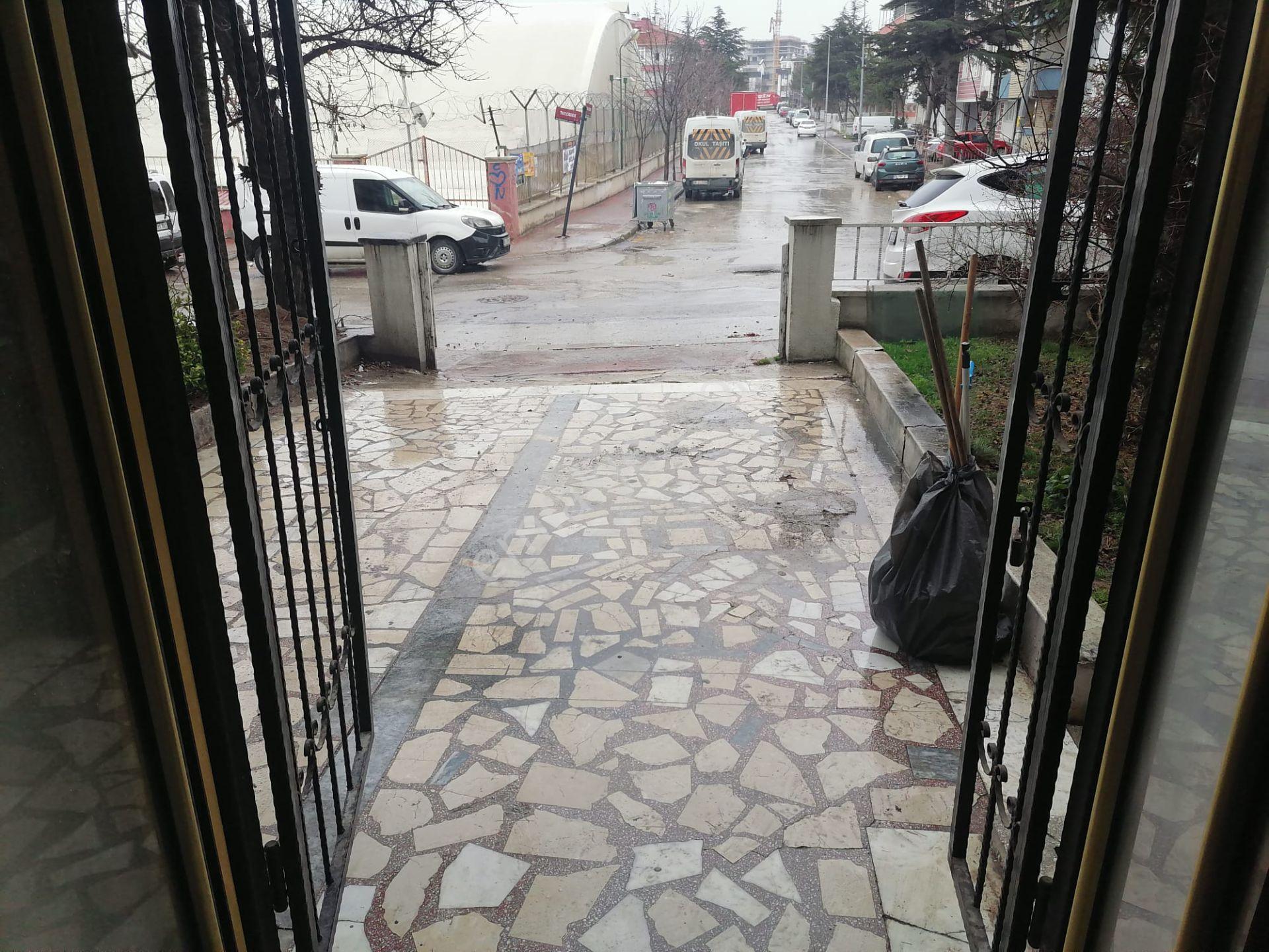 Önaldan Naci Çakır Mah. Sinan Caddesi Yanı 45m+45m Depolu - Görsel 24