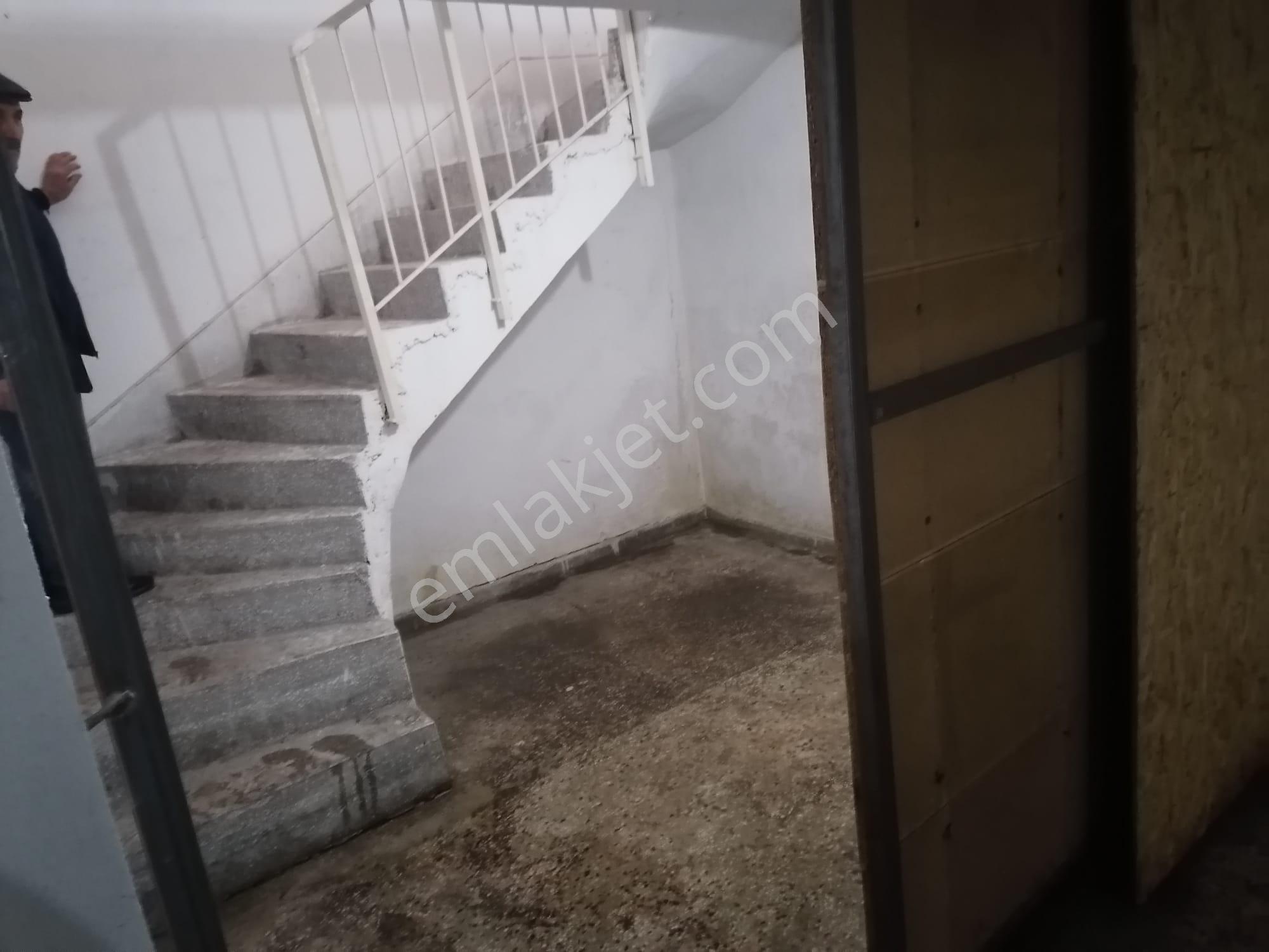 Önaldan Naci Çakır Mah. Sinan Caddesi Yanı 45m+45m Depolu - Görsel 17